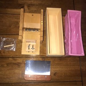 Handmade Brand New Wooden soap measure and cutter